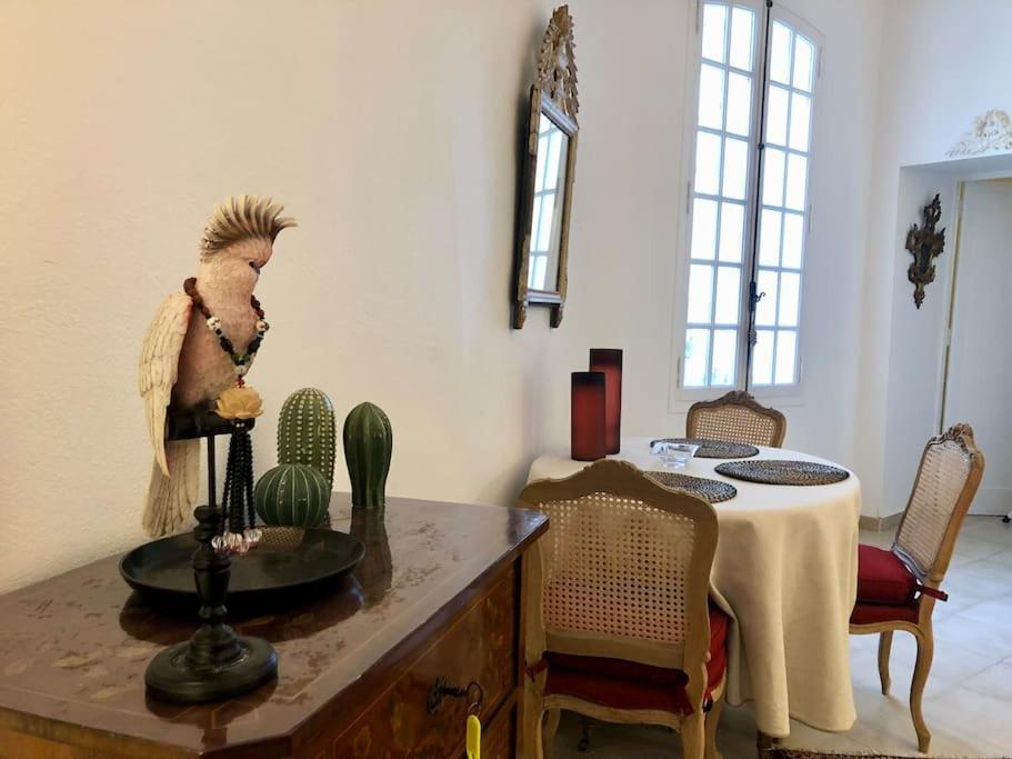 Ulysse, Appartement Spacieux Au Centre Historique D'Uzes En Rez-De-Chaussee Avec Exterieur, Proche Parking Des Marroniers Екстер'єр фото