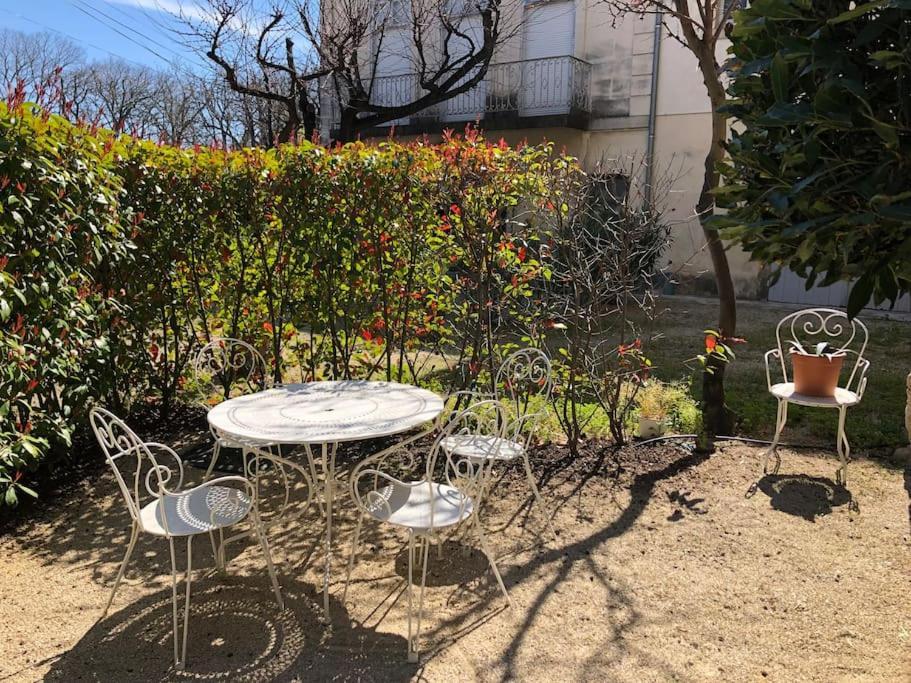 Ulysse, Appartement Spacieux Au Centre Historique D'Uzes En Rez-De-Chaussee Avec Exterieur, Proche Parking Des Marroniers Екстер'єр фото
